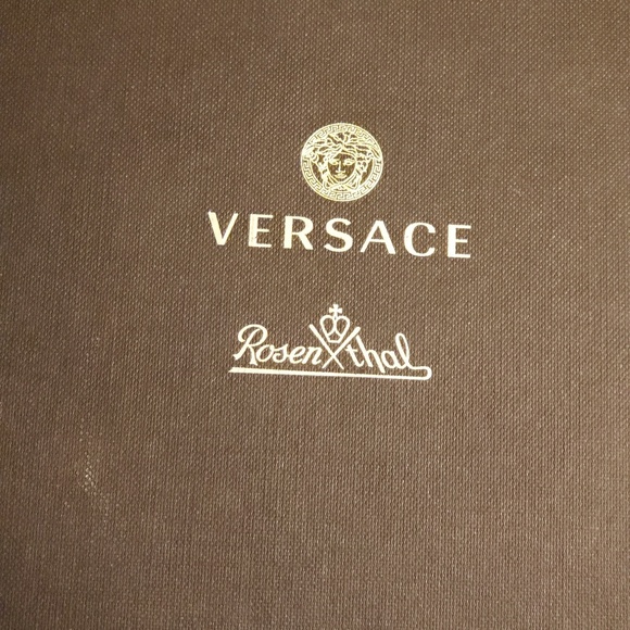 Rosenthal Versace Champagne Flutes with gold trim - Picture 1 of 3